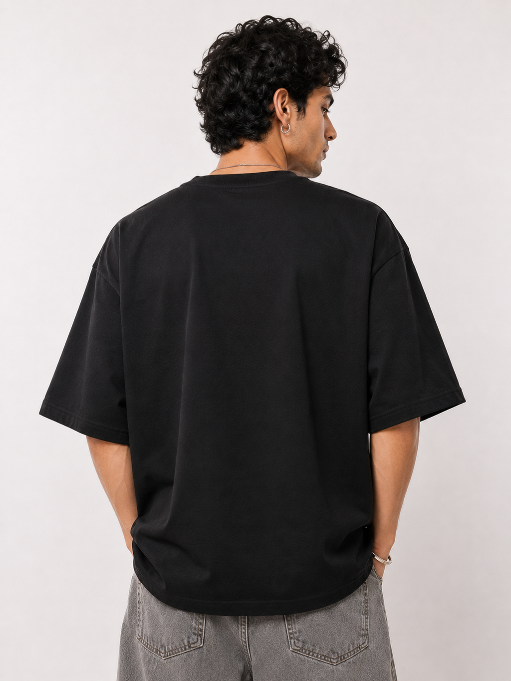 Barça Noir Oversized Tee – Black Edition
